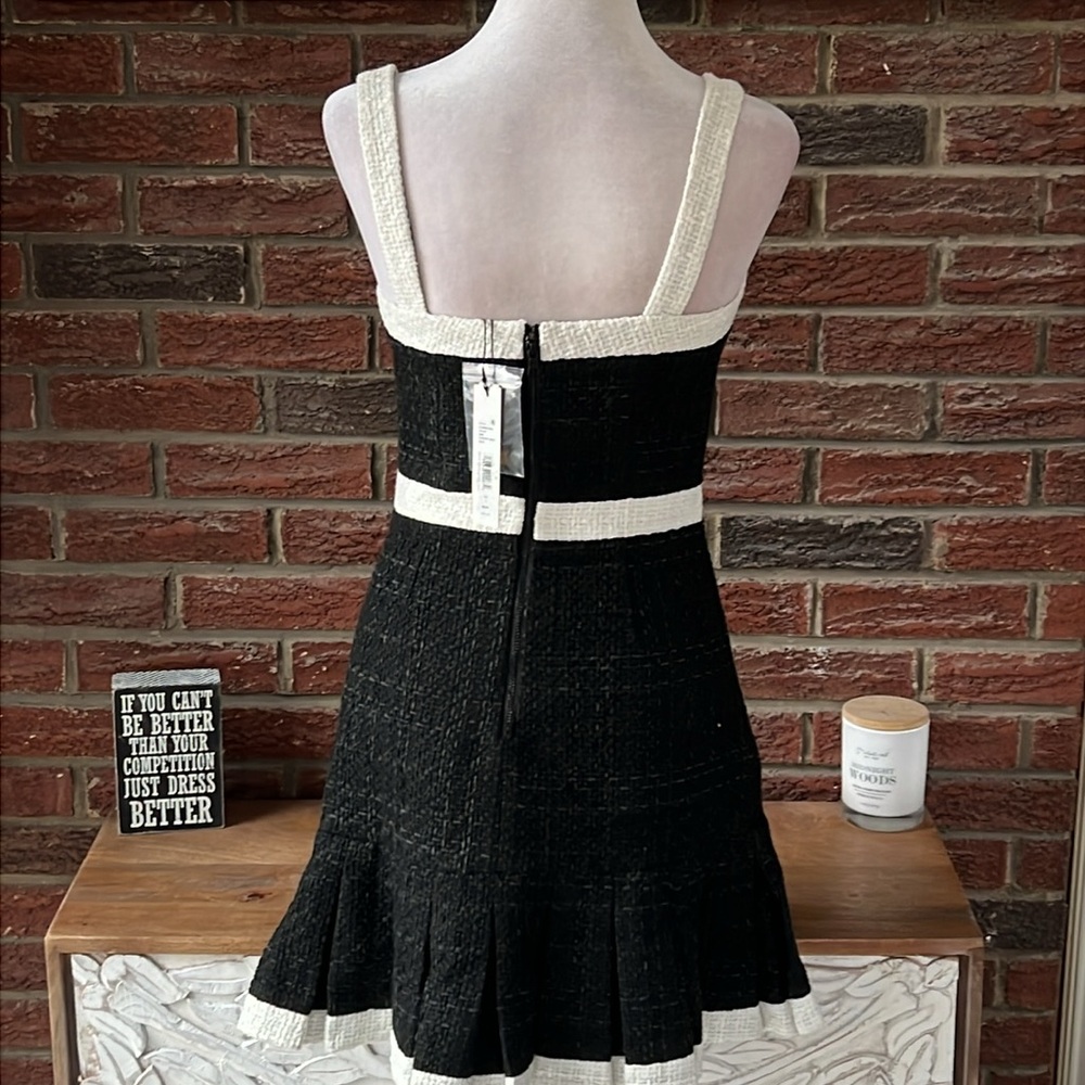 Alice and Olivia Revolve Clarine Square Neck Dress Size 8 NWT - Picture 8 of 12